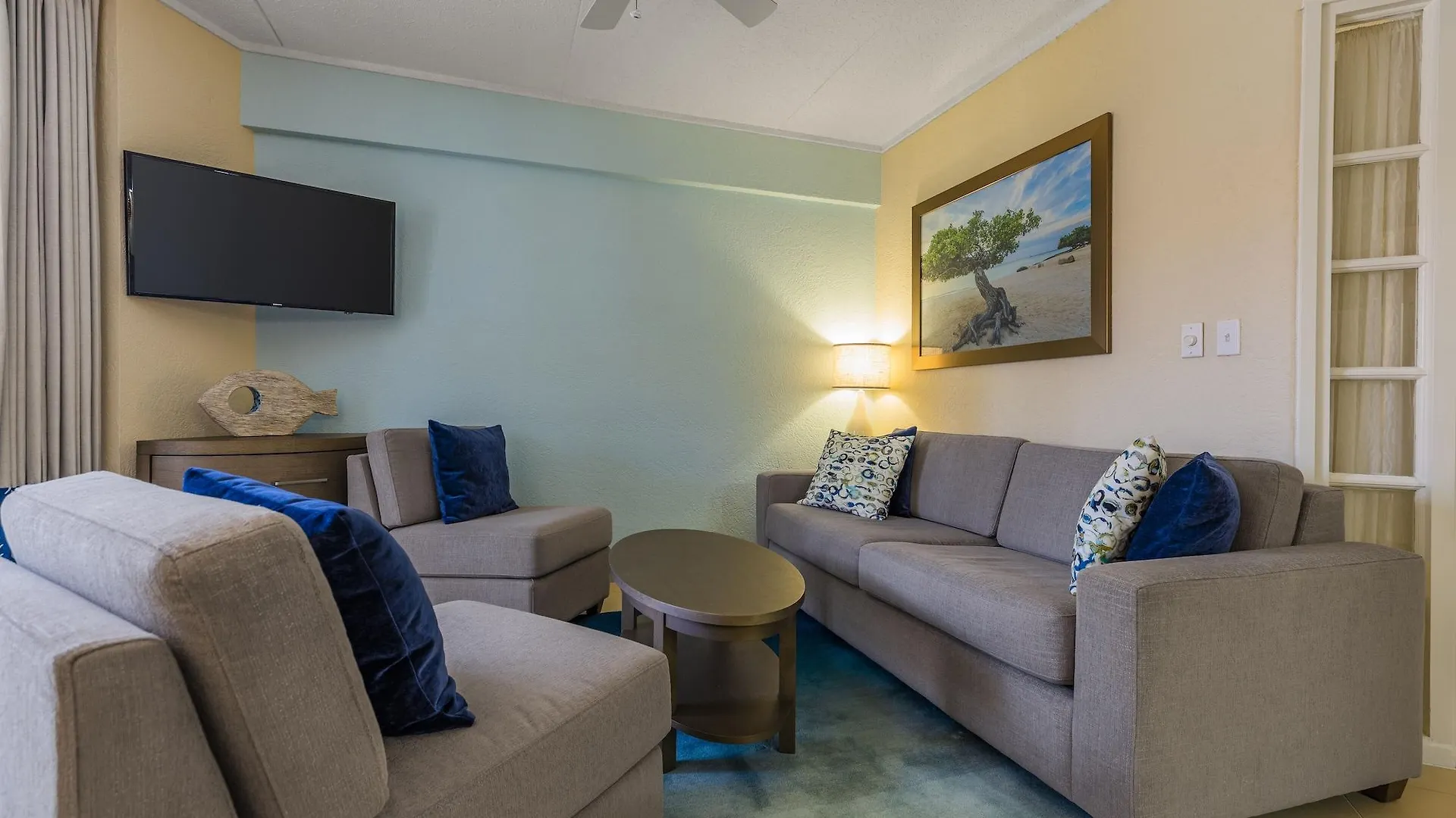 פאלם ביץ' Playa Linda Beach Resort