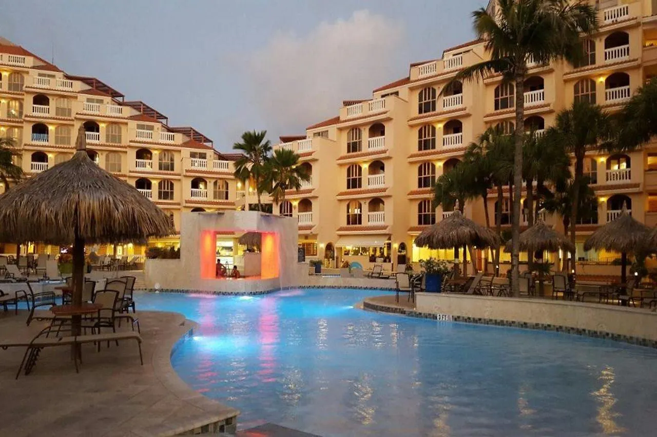 פאלם ביץ' Playa Linda Beach Resort