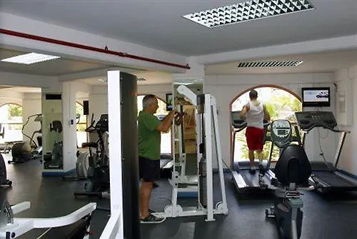 פאלם ביץ' Playa Linda Beach Resort 3*, פאלם ביץ' ארובה